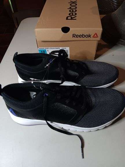 Sz 10 Black Reebok new in box image