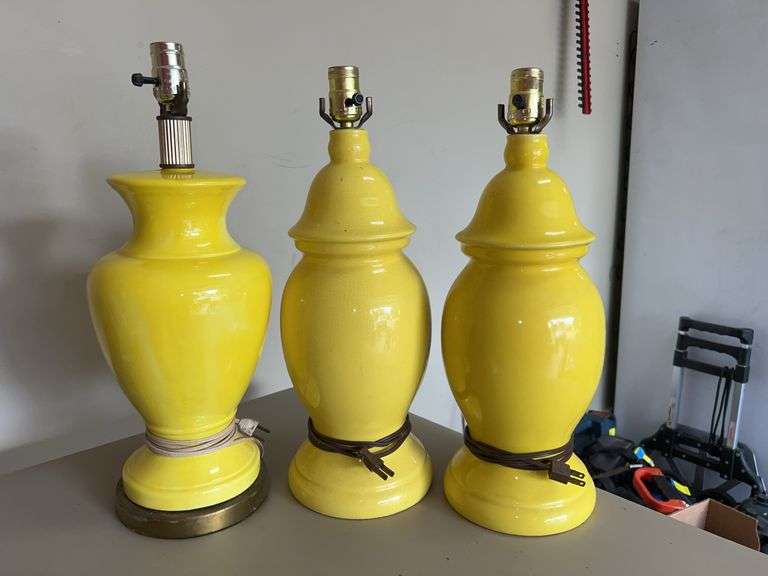 Grouping of (3) yellow ceramic base lamps….2 are matching image