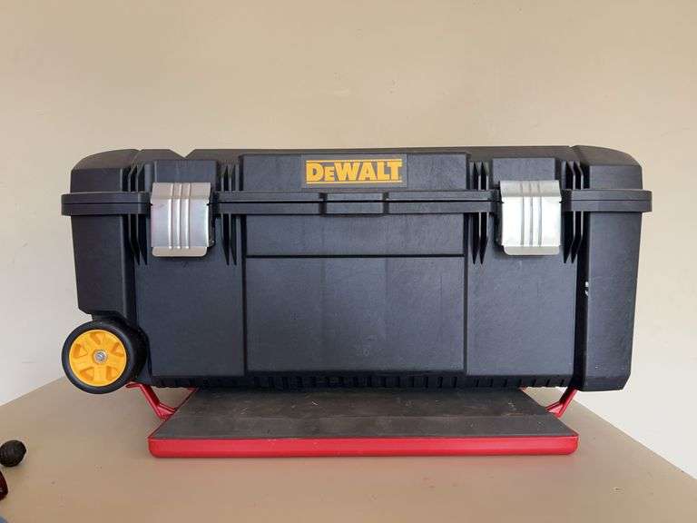 DeWalt 28” Rolling Tool Box with small tray image