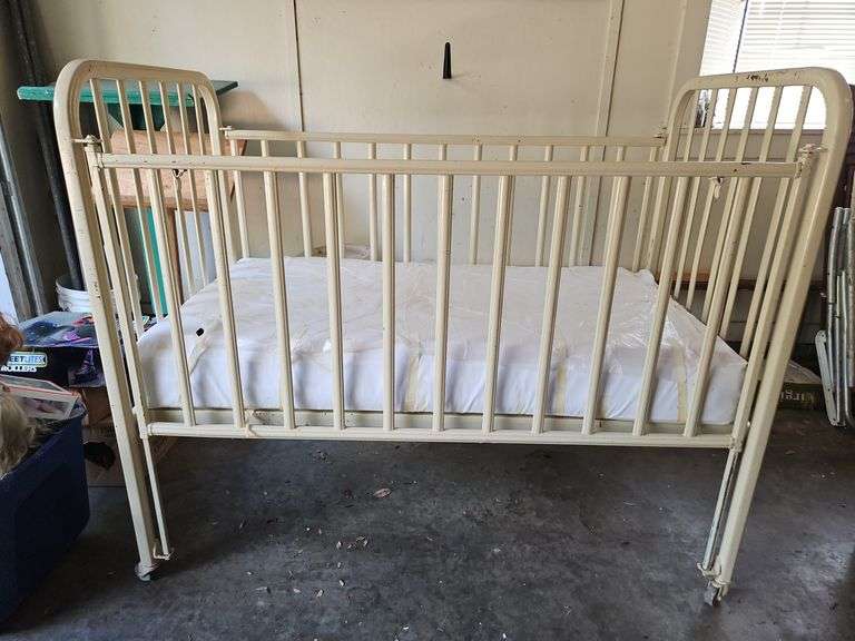 Vintage iron child's day bed w/mattress & bumper pads 54.5x29.5x45.5 in very good vintage condition image