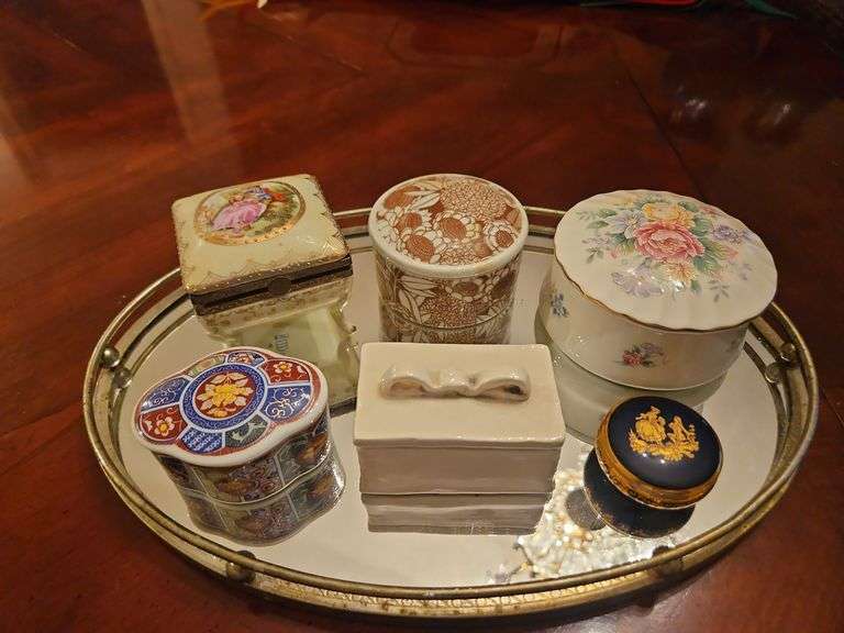 Collection of porcelain trinket boxes & mirrored tray image