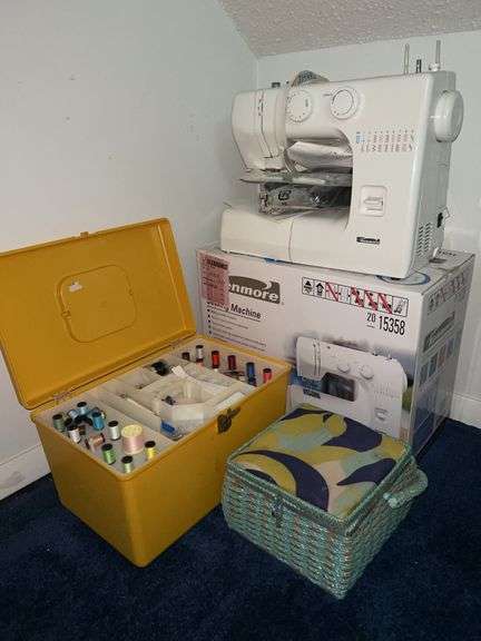 Kenmore Sewng Machine and 2 sewing baskets (15358)….possibly never been used image