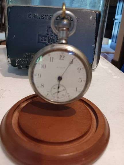 Elgin pocket watch in case...untested image