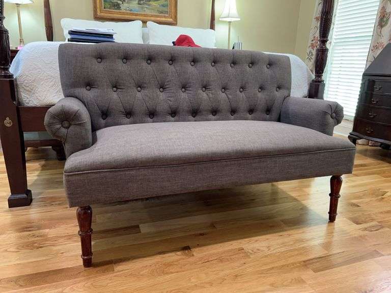 Alton Furniture Group Light Gray Linen 2-Seater Loveseat with tufted back and arms…..58 x 21 x 20 tall to seat (36 tall overall) image