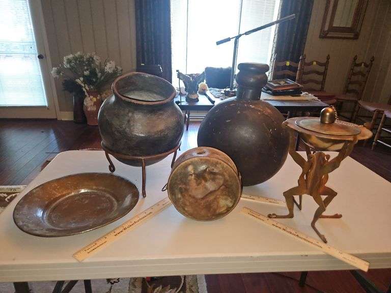 Group of Home Decor Items... image