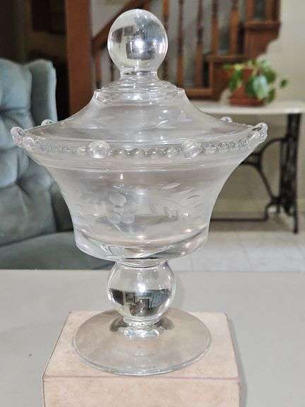 Vintage 9" Etched Glass Candy Dish w/Lid in excellent vintage condition except for small chip on lid... image