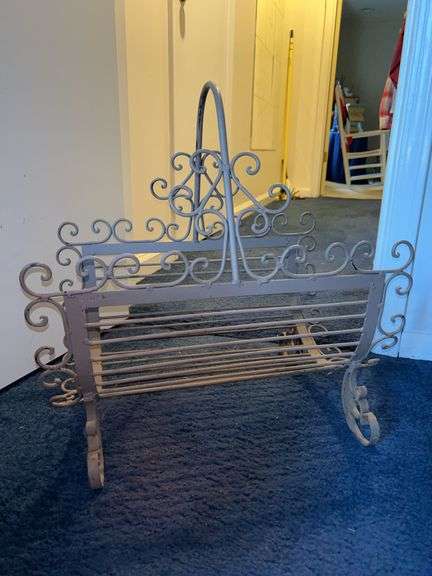 Decorative wrought iron firelog basket…..19-1/4 x 12 x 20 tall to top of handle image