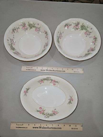 Three(3) Vintage Homer Laughlin Eggshell Georgian "Heather Rose" Bowls SEE DESCRIPTION FOR DETAILS... image