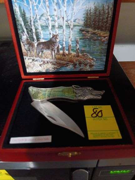 Wolf head knife. Stainless steel in case image