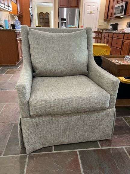 Paladin Industries gray tweed upholstery side chair…..30-1/2 x 20 x 19 tall to seat (36 tall overall) image