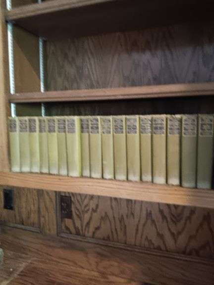 Mark Twain collection books.  17 books...see photos 1904 image