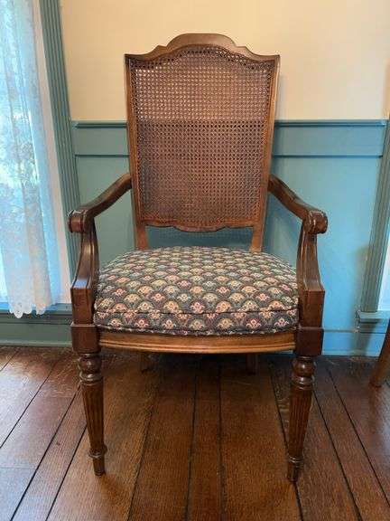 Ethan Allen maple dining arm chair with faux cane backing and padded seating….. 21-1/4 x 18 x 41-3/4 tall overall image