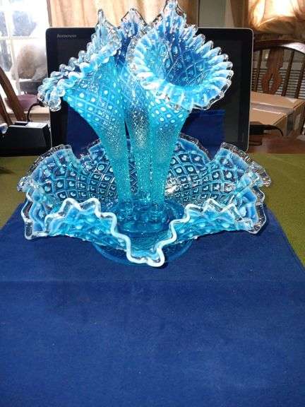 Beautiful Blue Opalescent  Fenton Hobnail Diamond Lace 3 Horn Epergne.10"..excellent condition image