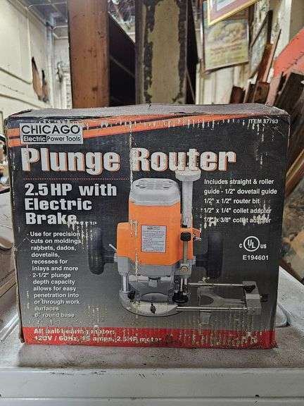 Unopened Plunge Router image