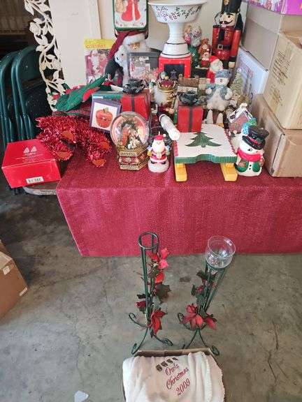 Large collection of Christmas decor SEE ALL PICS.. image