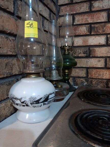 3 vintage oil lamps see pictures image