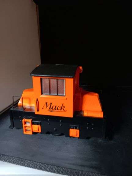 Heartland Locomotive Works..Orange Mac image