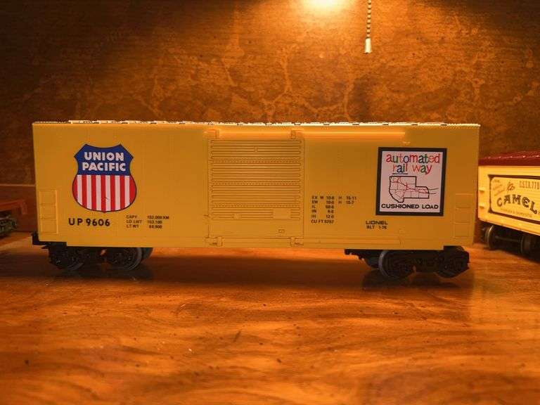 Lionel 6-7701 O Gauge Union Pacific Boxcar (UP9606) image
