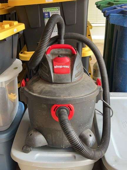 6 gallon Shop Vac in working condition image
