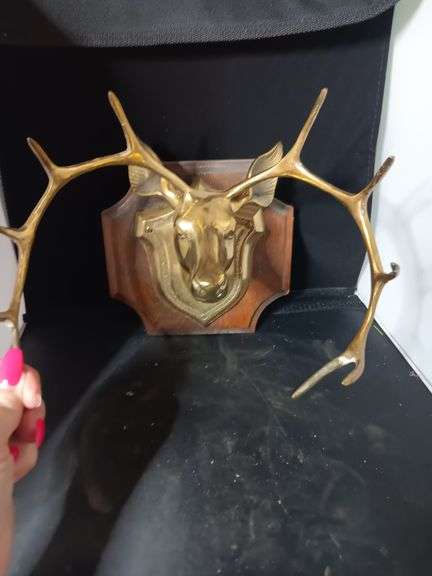 Brass deer mount image