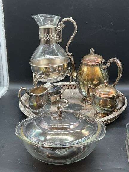 Grouping of silverplate items (see all pics) image
