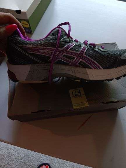 Oasis. New in box sz 10 image