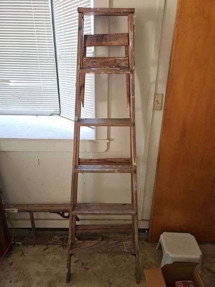 Vintage wooden Keller 6' ladder... image