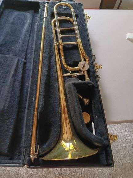 Trombone..see photos image