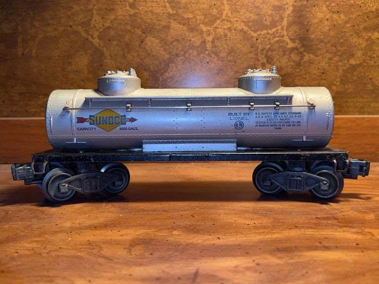 Lionel O Gauge Sunoco Tanker image