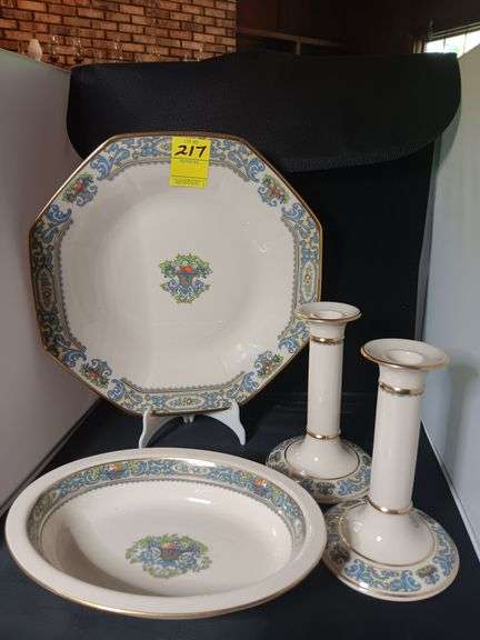 Lenox "Autumn " china..4 pieces..see description image