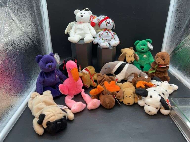 Selection of TY Beanie Babies…..most with hang tags image