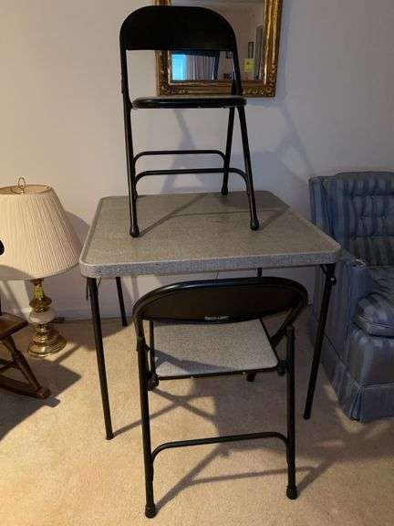 Vintage Samsonite hard plastic card table with (2) padded seat chairs…..table needs a wipe down image