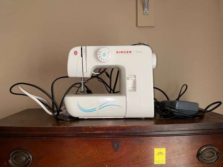 Singer Start 1304 Sewing Machine…..not tested image