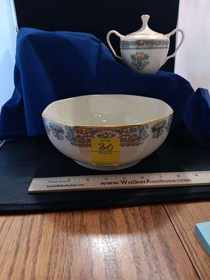 Lenox Autumn pattern, octogon large bowl and sugar bowl image
