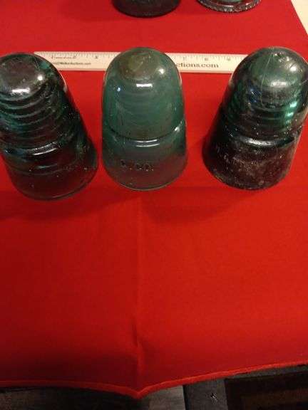 3 H.G. Co. Green insulators..see description image