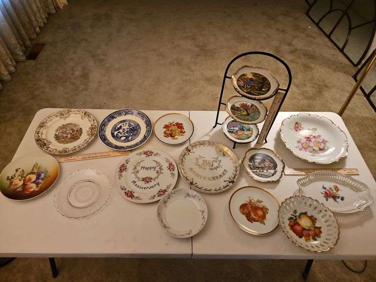 Group of vintage collectible plates & plate holder... image