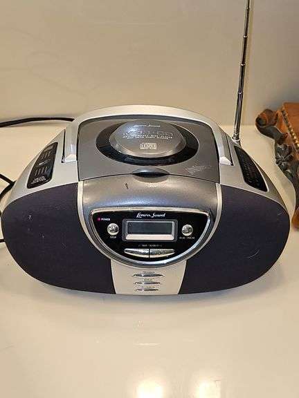 Lenox sound AM FM CD player. Works.