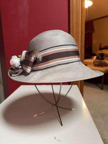 Vintage Helen of Memphis Peggy Earles Original ladies dress hat image