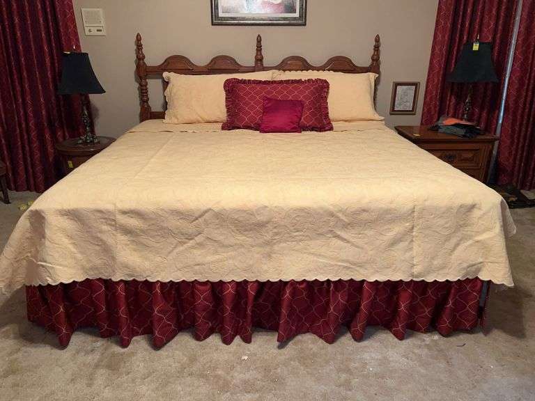 Great looking MCM Link-Taylor king size bed and all linens and mattresses (Sealy Posturepedic Sincerity) image