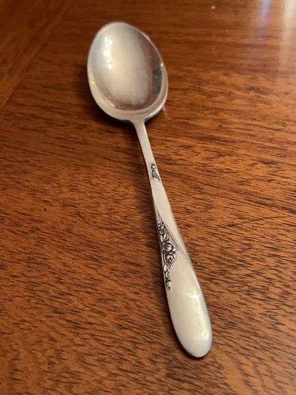 Sterling Easterling Rose Spray Tablespoon…..40 grams image