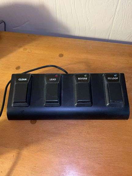 Bugera FSB104 4-Button Footswitch…..not tested image