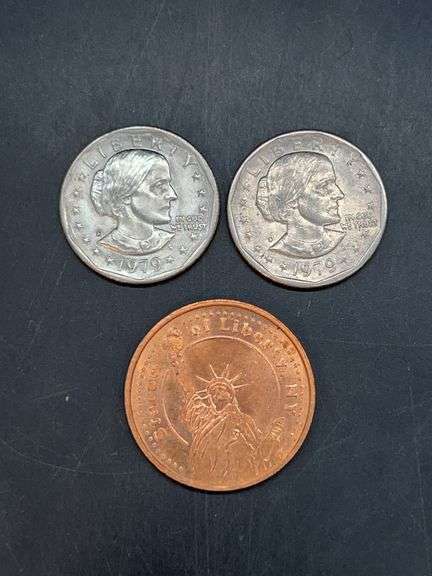 (2) 1979 Susan B. Anthony dollars and a Vintage Statue of Liberty Copper Collectors Coin (the same thickness 3/32” copper as the Statue image
