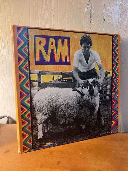 (4) Paul McCartney & Wings albums image