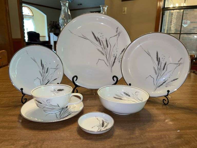 (4) 7-piece place setting of Easterling Ceres China with platinum rim….4 dinner plates, 4 salad plates, 4 dessert plates, 4 fruit bowls, 4 cups/saucers and 4 salt trays image