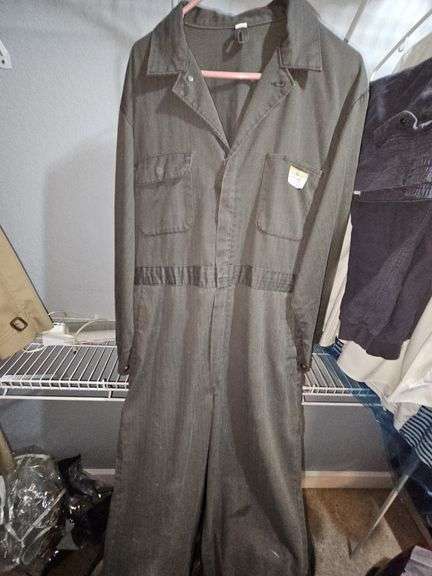 Big Mac penn-pressed men's 44R lightweight coveralls