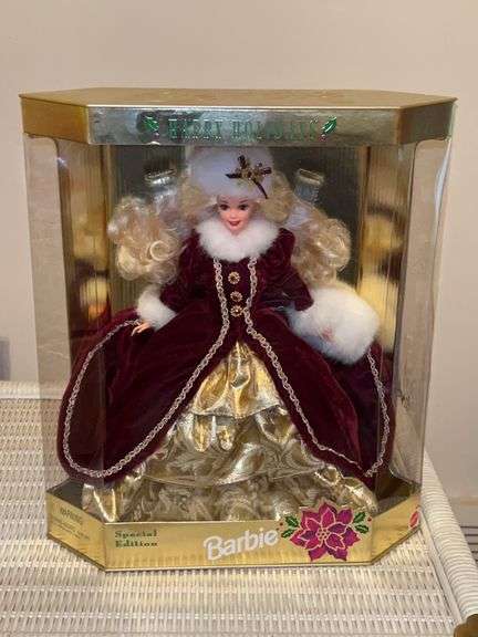 Vintage 1996 Happy Holidays Special Edition Barbie image