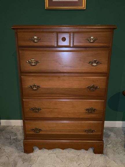 Great looking vintage 5-drawer chest…..30 x 17 x 44 tall image