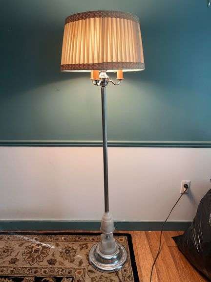Vintage floor lamp with 3-way switch and pleated shade (staining on shade lining)…..have to unplug to turn off image