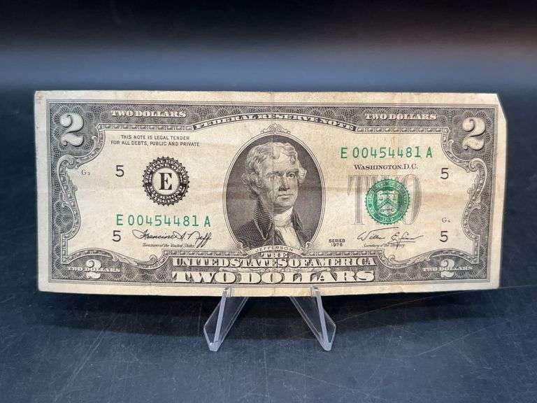 Green Seal 1976 Series $2 Federal Reserve Note image