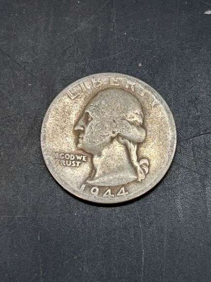 1944 Silver Quarter (90% silver)…..6 grams image